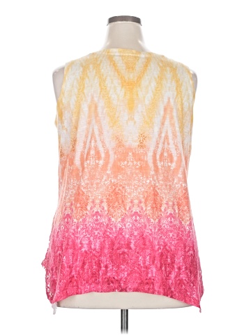 Time and Tru Tank Top (view 2)