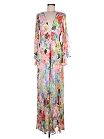 Alice + Olivia Casual Dress (view 1)