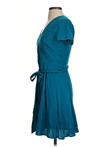 Alice + Olivia Casual Dress (view 2)