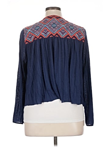 American Eagle Outfitters Cardigan (view 2)