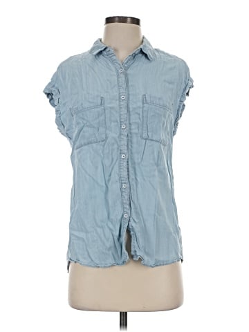 Be Cool Sleeveless Button-Down Shirt (view 1)