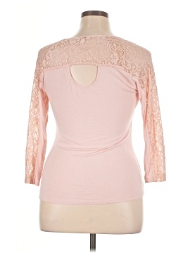 Candie's 3/4 Sleeve Top (view 2)