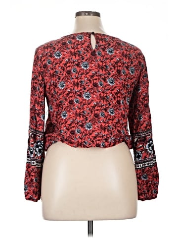 Sara Michelle Long Sleeve Blouse (view 2)