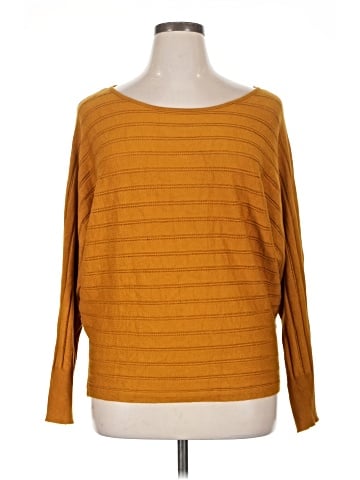 Cyrus 3/4 Sleeve T-Shirt (view 1)
