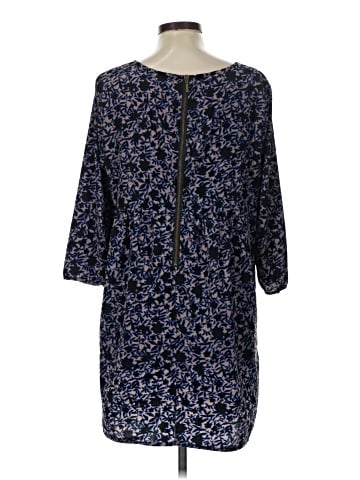 Old Navy Casual Dress (view 2)