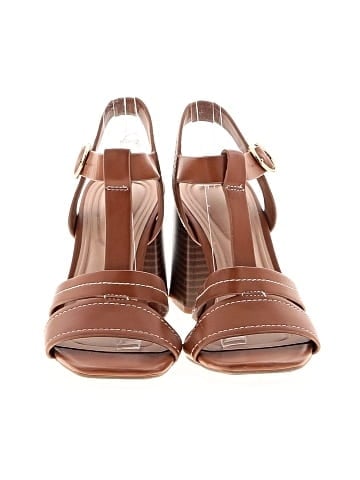 Kelly & Katie Sandals (view 2)