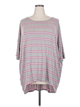 Lularoe 3/4 Sleeve T-Shirt (view 1)