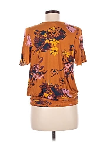 Tiny Short Sleeve Top (view 2)