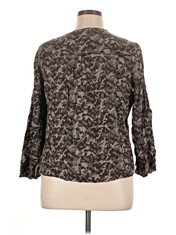 Kelly By Clinton Kelly 3/4 Sleeve Blouse (view 2)