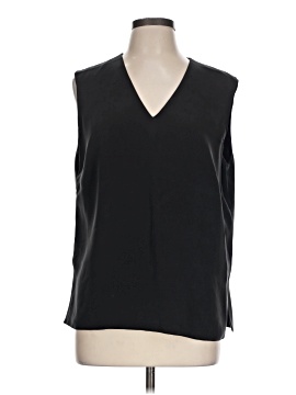 Neiman Marcus Sleeveless Blouse
