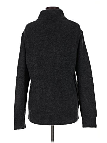 Uniqlo Turtleneck Sweater (view 2)