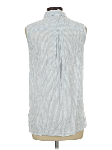 Jones New York Signature Sleeveless Button-Down Shirt (view 2)