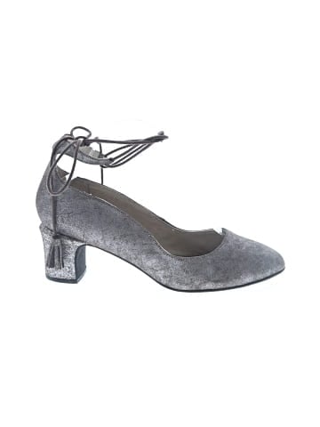 Lien.Do Heels (view 1)