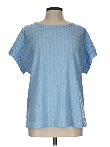 Dokotoo Short Sleeve T-Shirt (view 1)