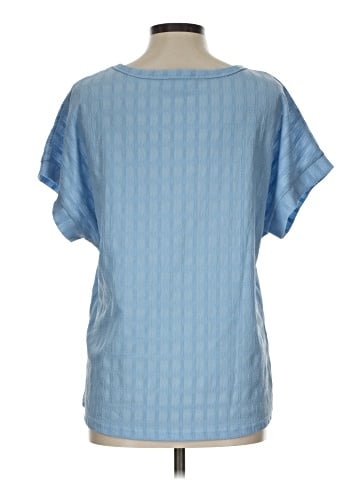 Dokotoo Short Sleeve T-Shirt (view 2)