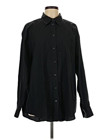 Gap Long Sleeve Button-Down Shirt (view 1)