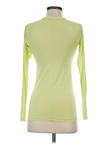 Uniqlo Long Sleeve T-Shirt (view 2)