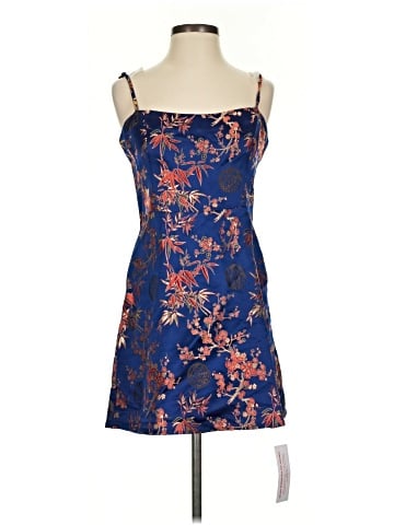 Réalisation Cocktail Dress (view 1)