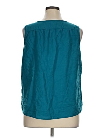 Croft & Barrow Sleeveless Blouse (view 2)