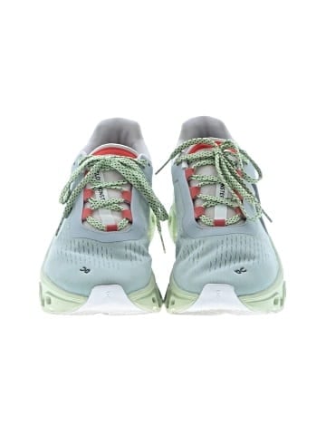 On Cloud Sneakers (view 2)