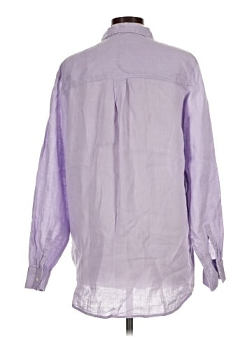 Gap Long Sleeve Button-Down Shirt (view 2)