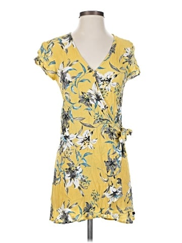 Hurley Casual Dress (view 1)