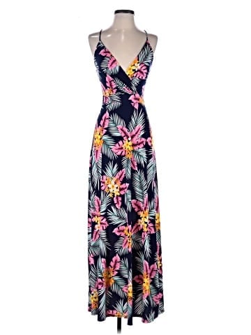 DAY & NIGHT Casual Dress (view 1)