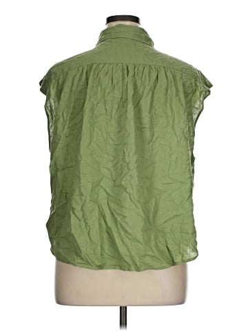 H&M Sleeveless Button-Down Shirt (view 2)