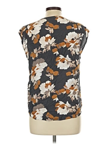 Old Navy Sleeveless Blouse (view 2)