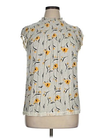 Rewind Sleeveless Blouse (view 1)