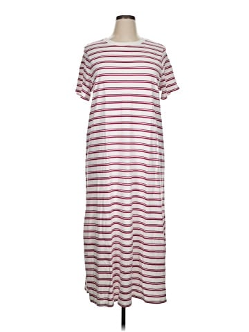 Old Navy Casual Dress (view 1)