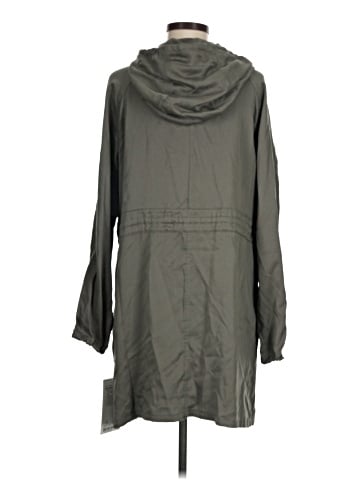 Lululemon Athletica Raincoat (view 2)