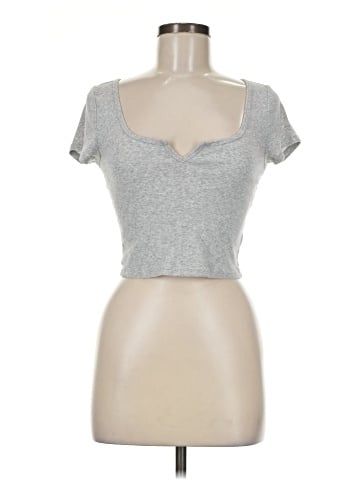 colsie Tank Top (view 1)