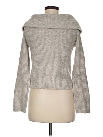 H&M Turtleneck Sweater (view 2)