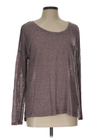 Old Navy Long Sleeve T-Shirt (view 1)