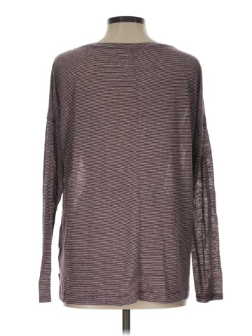 Old Navy Long Sleeve T-Shirt (view 2)
