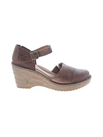 Born Wedges (view 1)