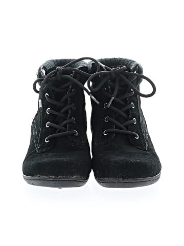 Cobbie Cuddlers Ankle Boots (view 2)
