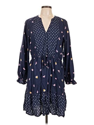 Old Navy Casual Dress (view 1)