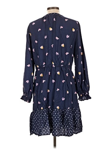 Old Navy Casual Dress (view 2)