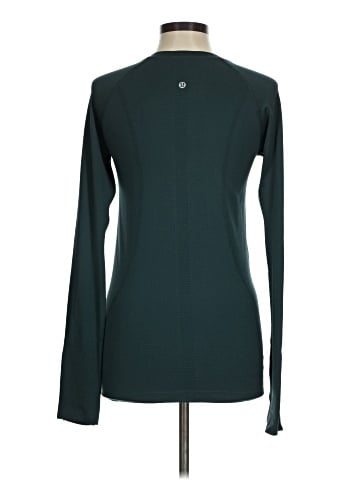 Lululemon Athletica Long Sleeve T-Shirt (view 2)