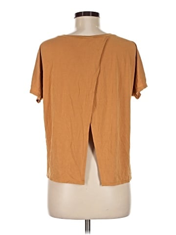 Double Zero Short Sleeve Top (view 2)