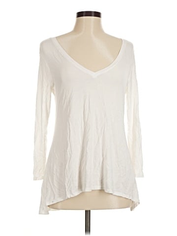 White House Black Market 3/4 Sleeve T-Shirt (view 1)