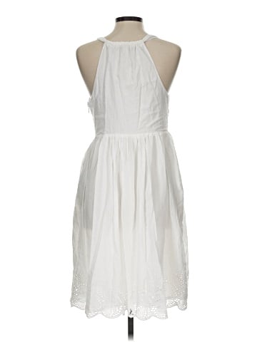 Old Navy Casual Dress (view 2)