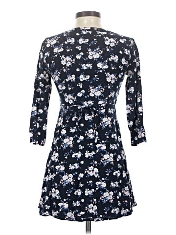 Abercrombie & Fitch Casual Dress (view 2)