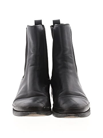 Vince. Ankle Boots (view 2)