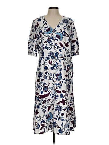 Liz Claiborne Casual Dress (view 1)