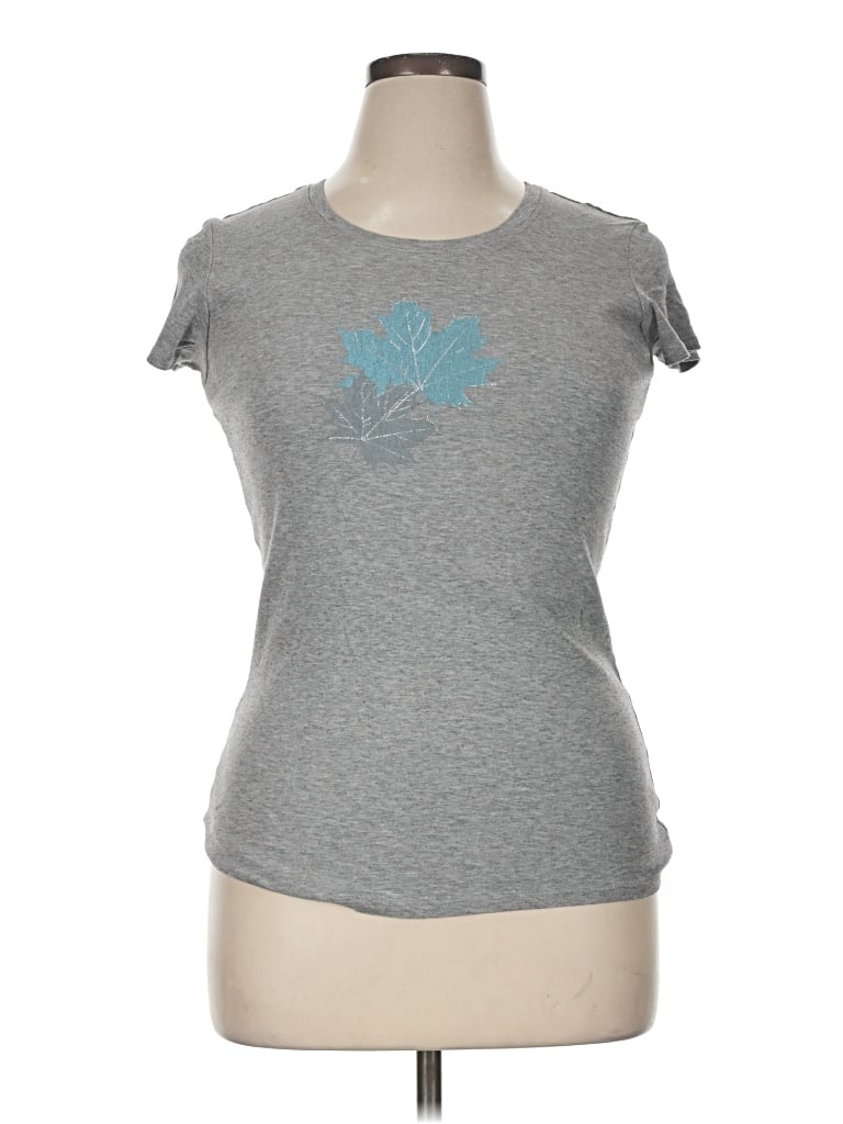 Pre-owned Lucy Short Sleeve T-shirt In Gray