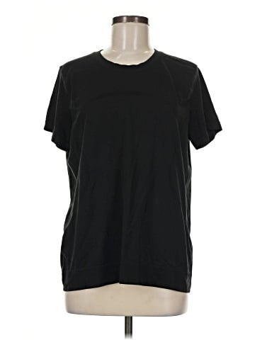 Lululemon Athletica Short Sleeve T-Shirt (view 1)