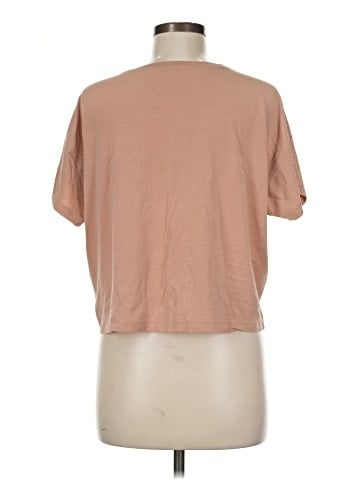 Lululemon Athletica Short Sleeve T-Shirt (view 2)
